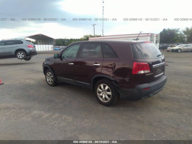 Photo 2 VIN: 5XYKT3A13BG117562 - KIA SORENTO 