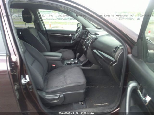 Photo 4 VIN: 5XYKT3A13BG117562 - KIA SORENTO 