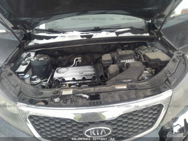 Photo 9 VIN: 5XYKT3A13BG131400 - KIA SORENTO 