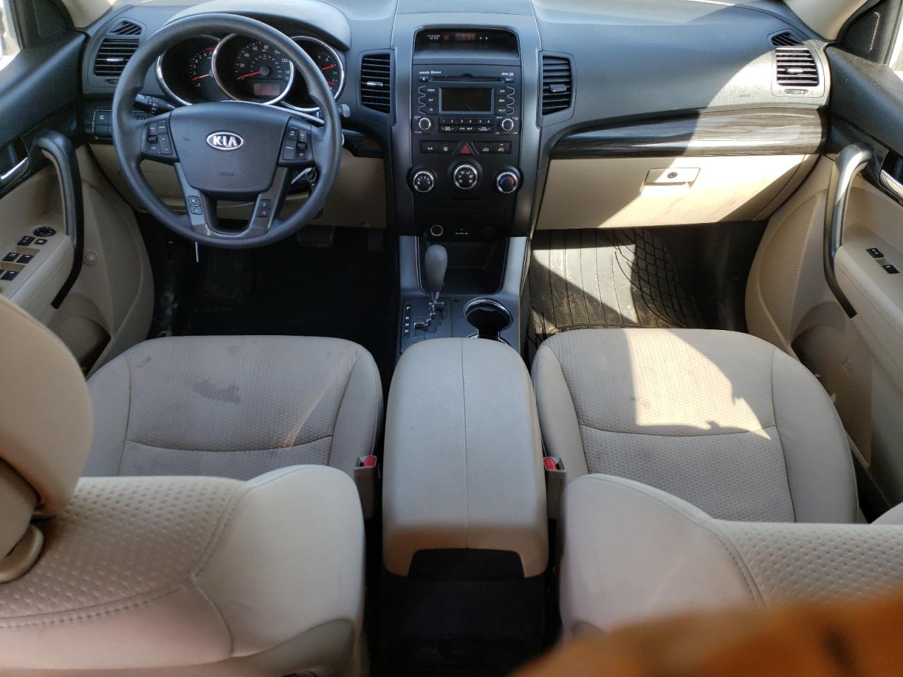 Photo 7 VIN: 5XYKT3A13DG316288 - KIA SORENTO 