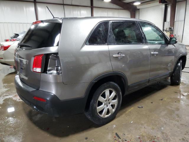 Photo 2 VIN: 5XYKT3A13DG333916 - KIA SORENTO LX 