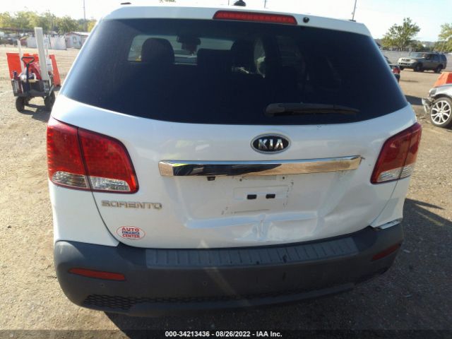 Photo 5 VIN: 5XYKT3A13DG405987 - KIA SORENTO 