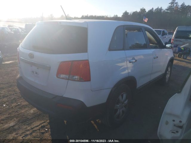 Photo 3 VIN: 5XYKT3A14BG171758 - KIA SORENTO 