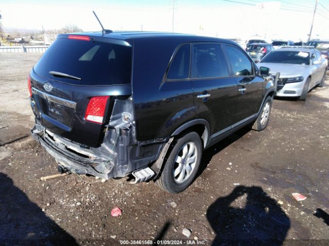 Photo 3 VIN: 5XYKT3A14CG246508 - KIA SORENTO 