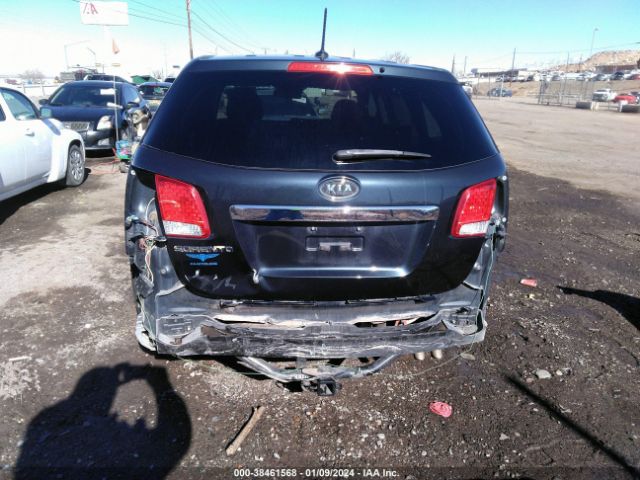 Photo 5 VIN: 5XYKT3A14CG246508 - KIA SORENTO 