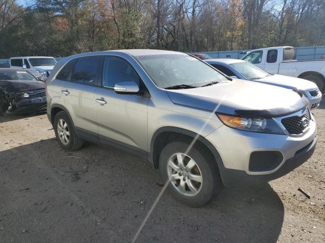 Photo 3 VIN: 5XYKT3A14DG364415 - KIA SORENTO 