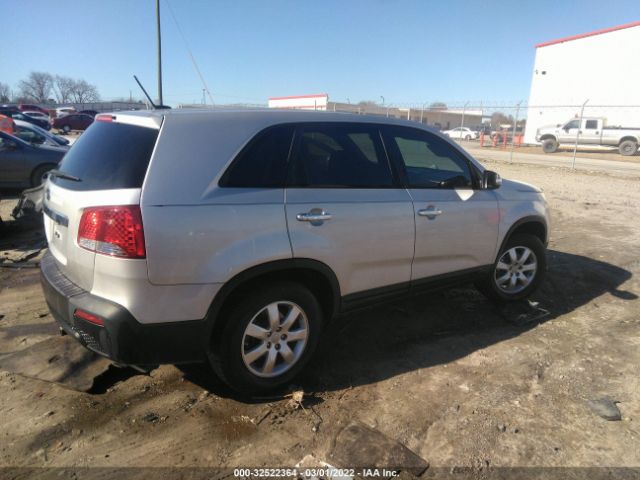 Photo 3 VIN: 5XYKT3A14DG379481 - KIA SORENTO 