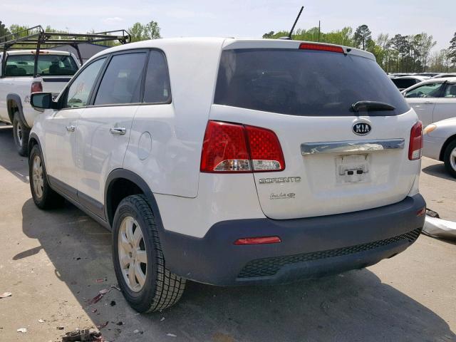 Photo 2 VIN: 5XYKT3A14DG380193 - KIA SORENTO LX 