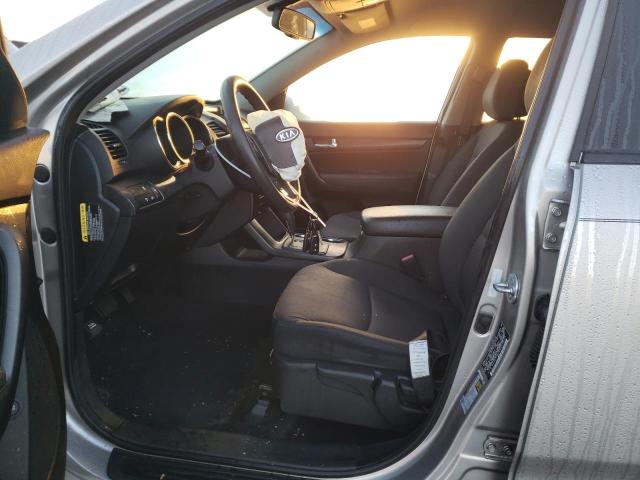 Photo 6 VIN: 5XYKT3A14DG383899 - KIA SORENTO LX 