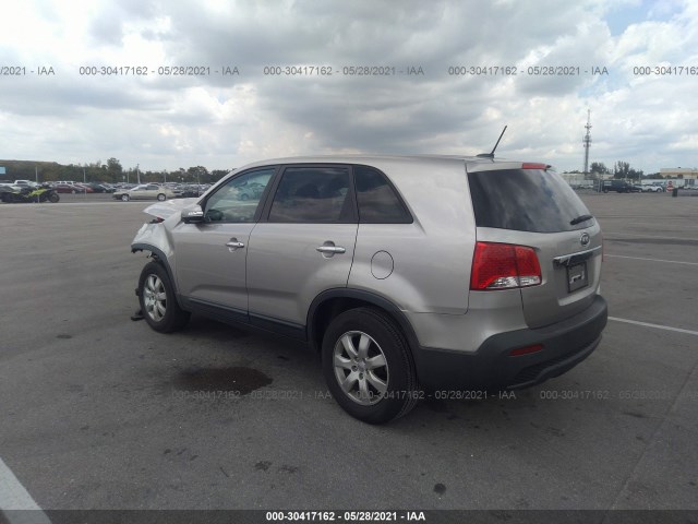 Photo 2 VIN: 5XYKT3A14DG411541 - KIA SORENTO 