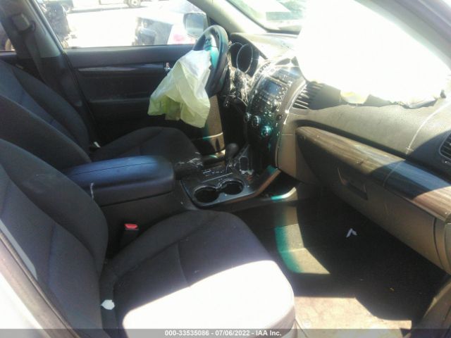 Photo 4 VIN: 5XYKT3A15BG005393 - KIA SORENTO 