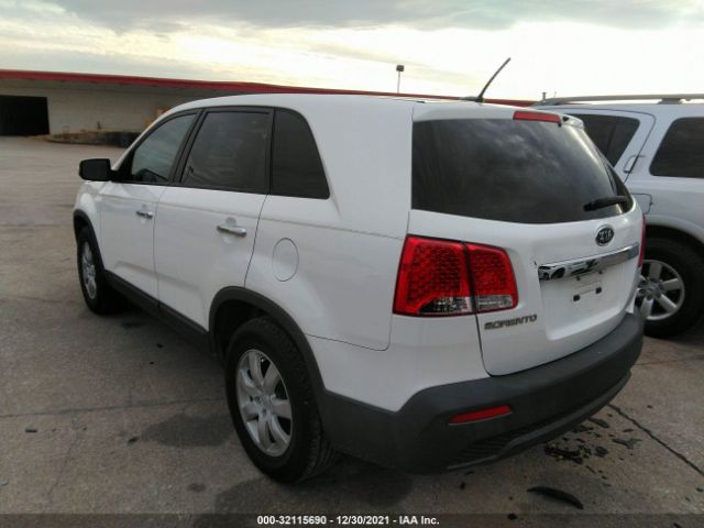 Photo 2 VIN: 5XYKT3A15BG042847 - KIA SORENTO 