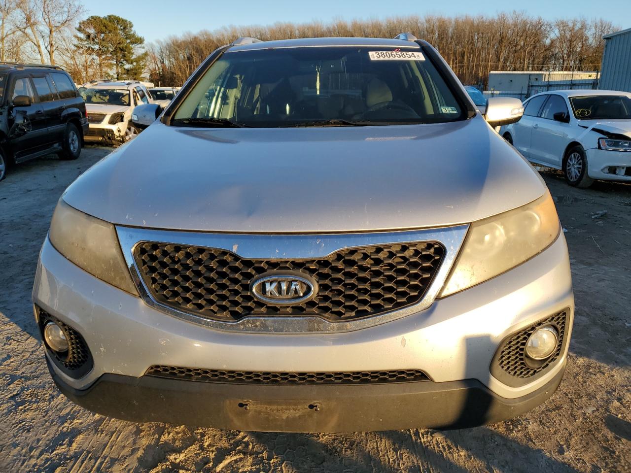 Photo 4 VIN: 5XYKT3A15BG107437 - KIA SORENTO 