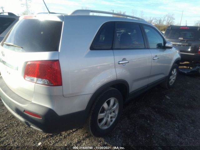 Photo 3 VIN: 5XYKT3A15BG130619 - KIA SORENTO 