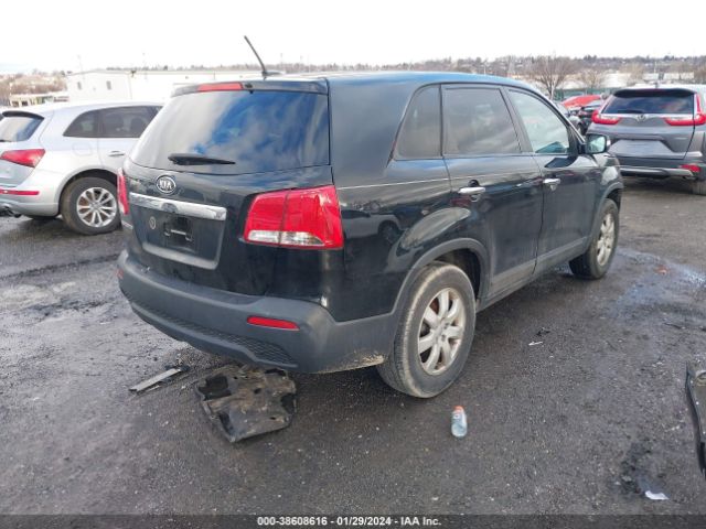 Photo 3 VIN: 5XYKT3A15CG223299 - KIA SORENTO 