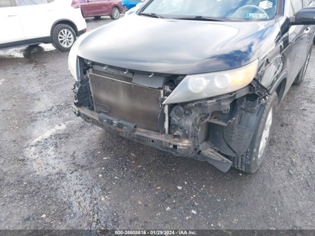 Photo 5 VIN: 5XYKT3A15CG223299 - KIA SORENTO 