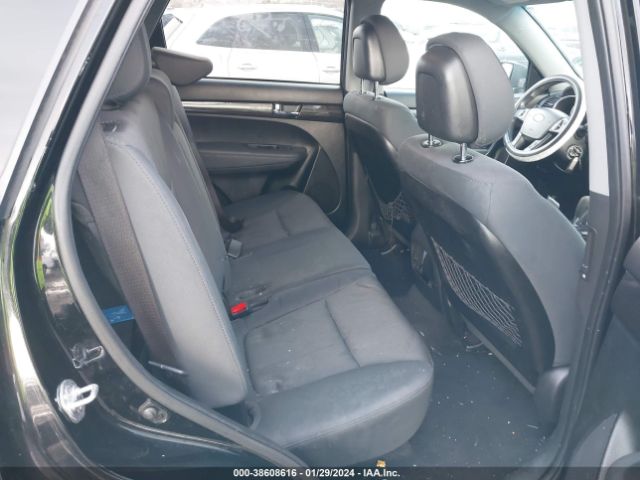 Photo 7 VIN: 5XYKT3A15CG223299 - KIA SORENTO 