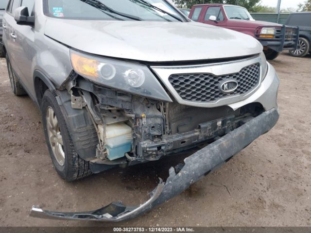 Photo 5 VIN: 5XYKT3A15DG399562 - KIA SORENTO 