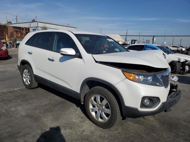 Photo 3 VIN: 5XYKT3A15DG414870 - KIA SORENTO LX 