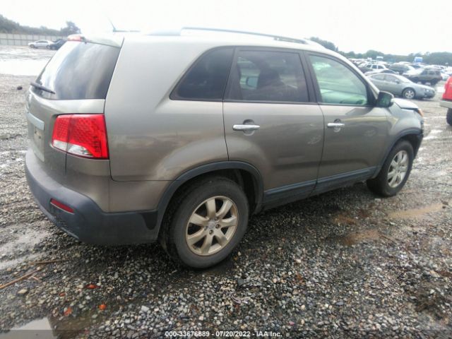 Photo 3 VIN: 5XYKT3A16BG062198 - KIA SORENTO 