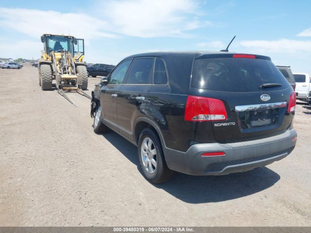 Photo 2 VIN: 5XYKT3A16BG169476 - KIA SORENTO 