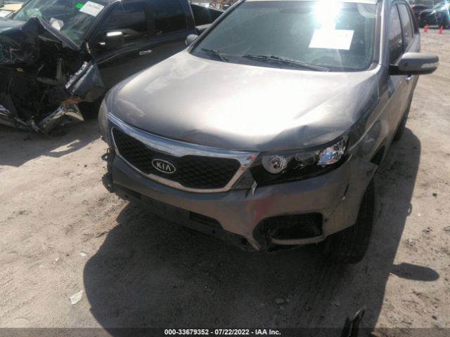 Photo 5 VIN: 5XYKT3A16BG184284 - KIA SORENTO 