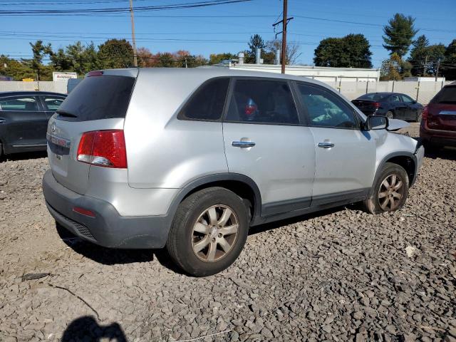 Photo 2 VIN: 5XYKT3A16BG185175 - KIA SORENTO BA 