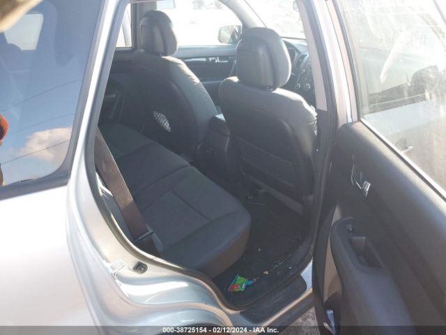 Photo 7 VIN: 5XYKT3A16DG321632 - KIA SORENTO 