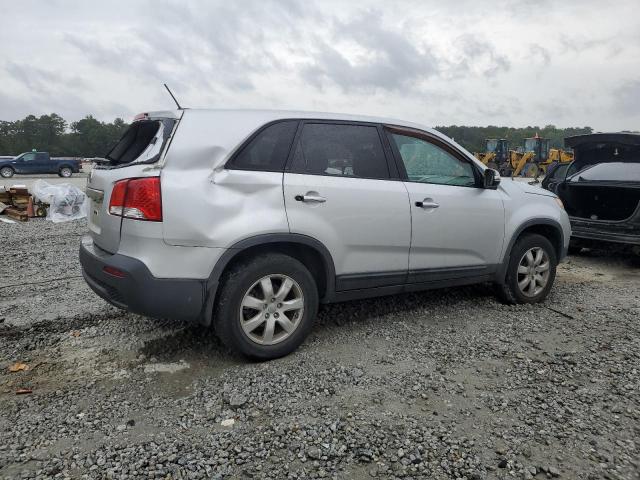 Photo 2 VIN: 5XYKT3A16DG418135 - KIA SORENTO LX 