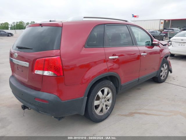 Photo 3 VIN: 5XYKT3A17BG008862 - KIA SORENTO 