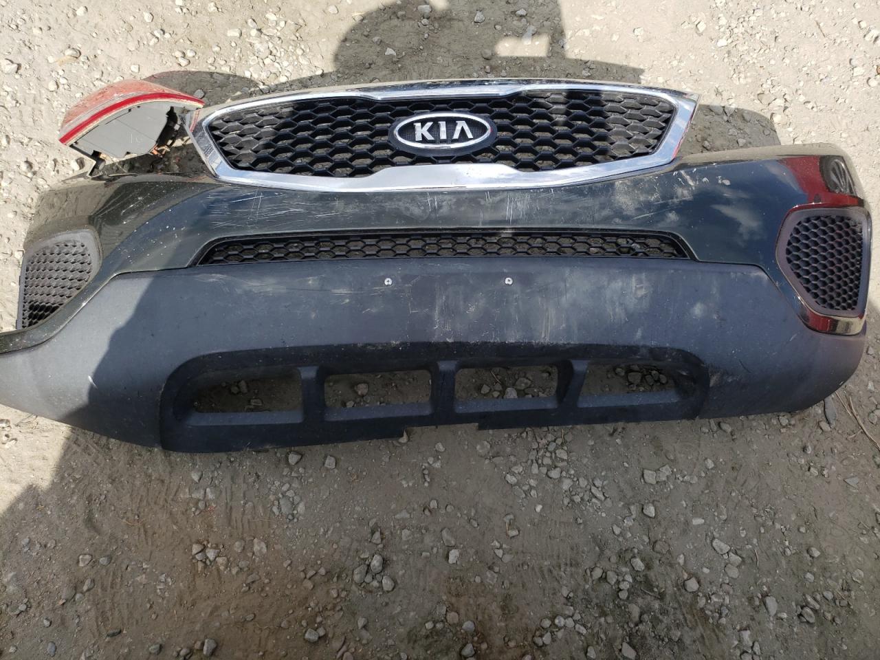 Photo 11 VIN: 5XYKT3A17BG155408 - KIA SORENTO 