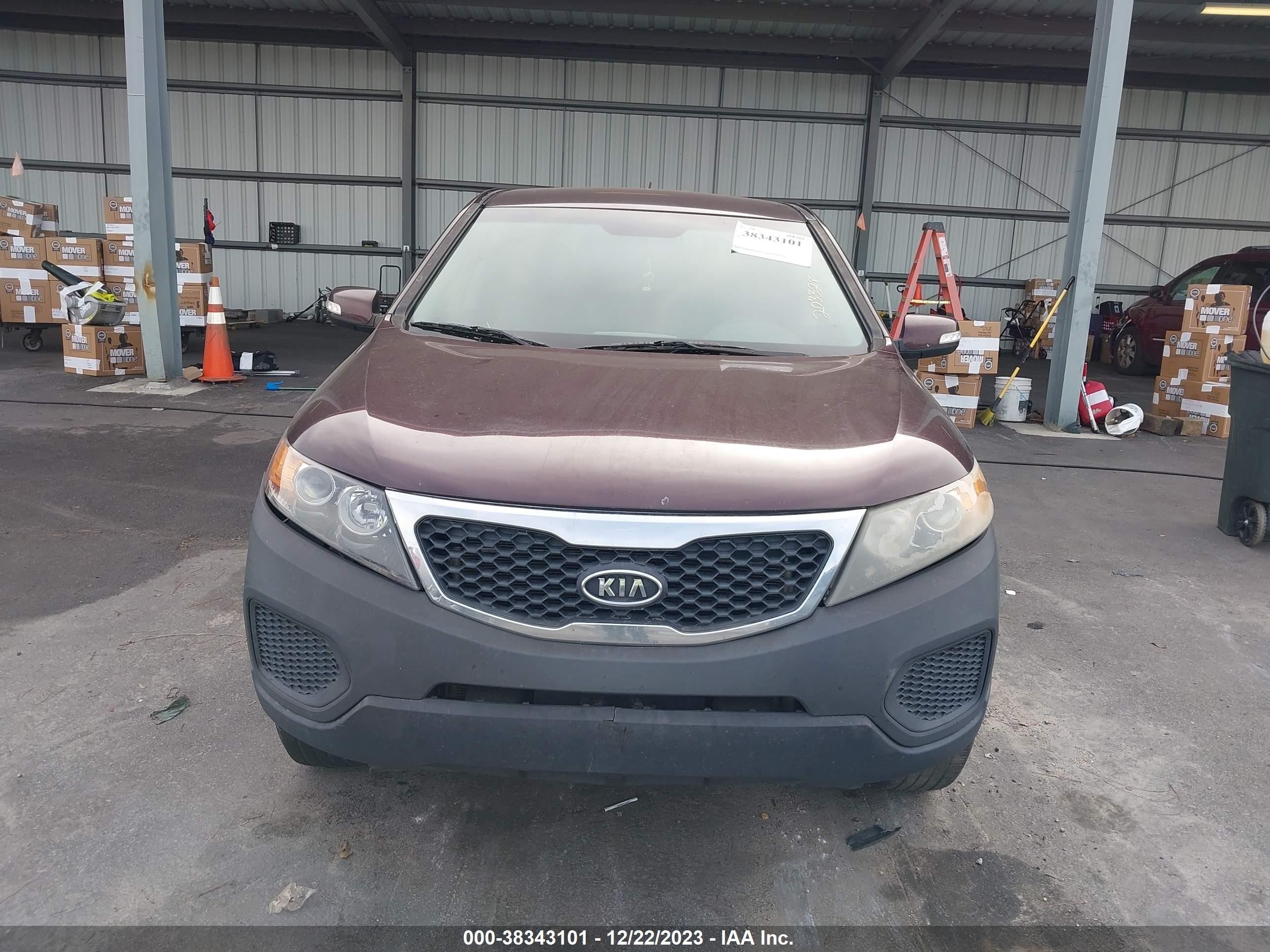 Photo 5 VIN: 5XYKT3A17CG203328 - KIA SORENTO 