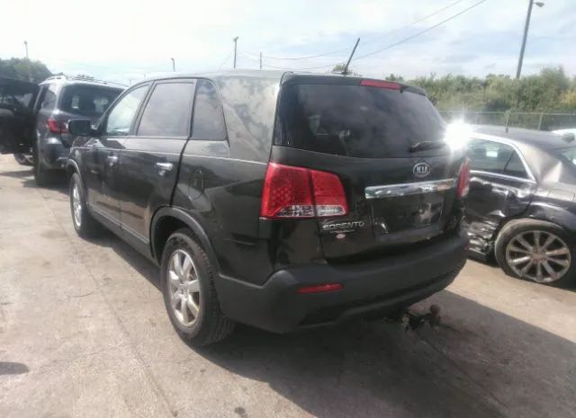 Photo 2 VIN: 5XYKT3A17CG238886 - KIA SORENTO 