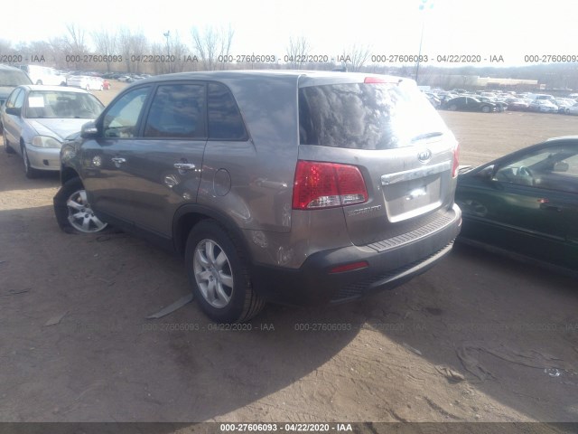 Photo 2 VIN: 5XYKT3A17CG239598 - KIA SORENTO 