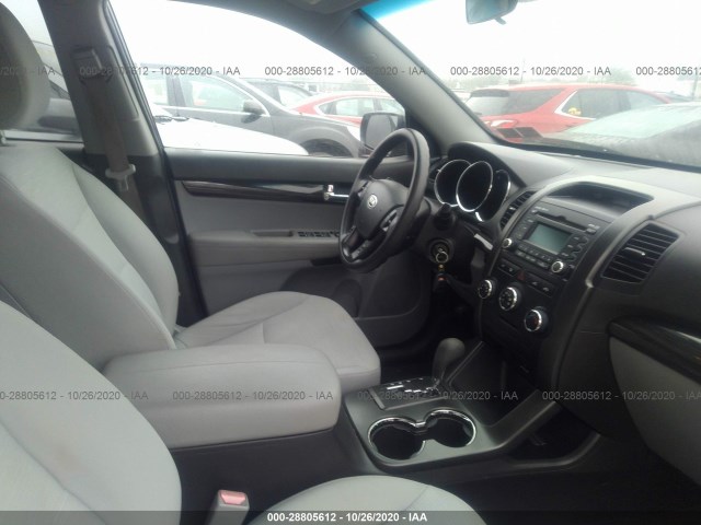 Photo 4 VIN: 5XYKT3A17CG296299 - KIA SORENTO 