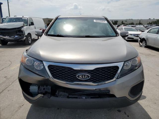 Photo 4 VIN: 5XYKT3A17DG379717 - KIA SORENTO 