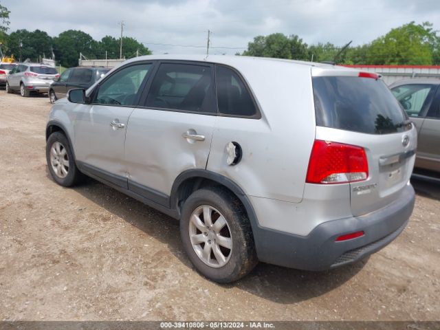 Photo 2 VIN: 5XYKT3A18BG048254 - KIA SORENTO 