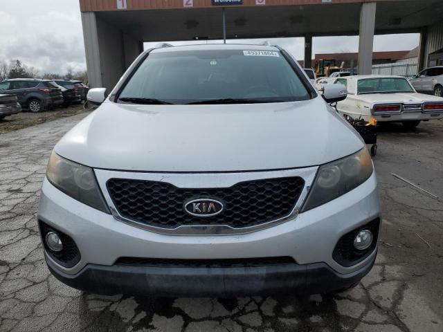 Photo 4 VIN: 5XYKT3A18BG100093 - KIA SORENTO 