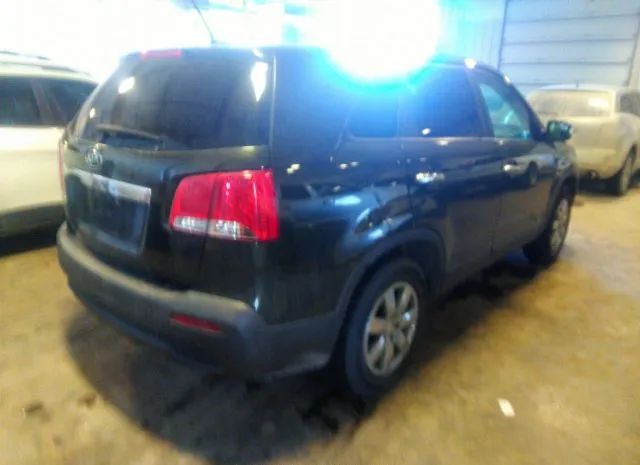 Photo 3 VIN: 5XYKT3A18BG113281 - KIA SORENTO 