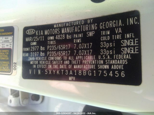 Photo 8 VIN: 5XYKT3A18BG175456 - KIA SORENTO 