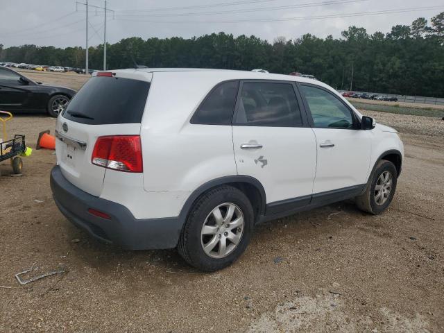 Photo 2 VIN: 5XYKT3A18BG178437 - KIA SORENTO 