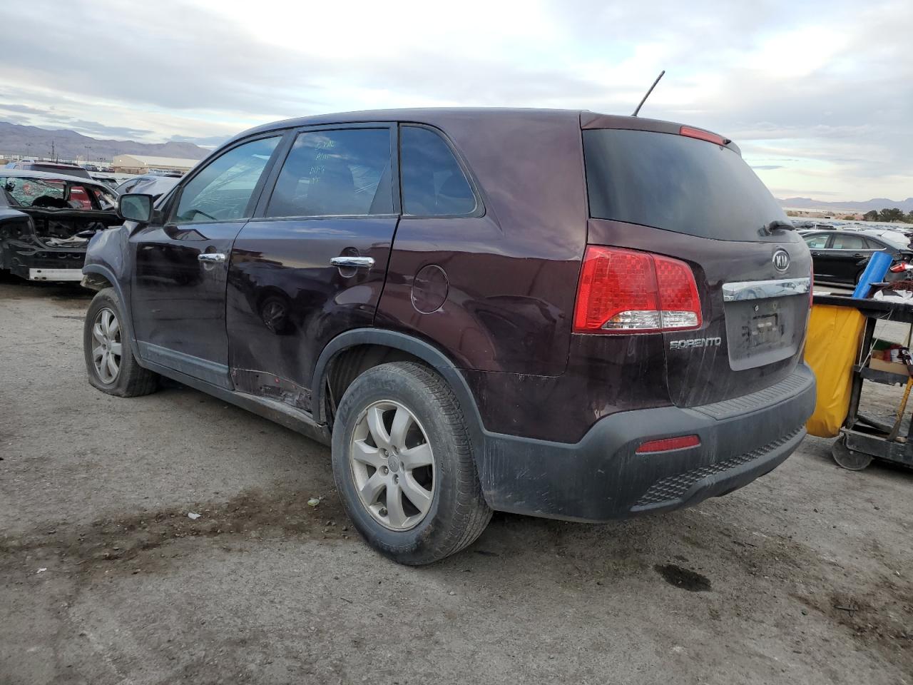 Photo 1 VIN: 5XYKT3A18DG331224 - KIA SORENTO 