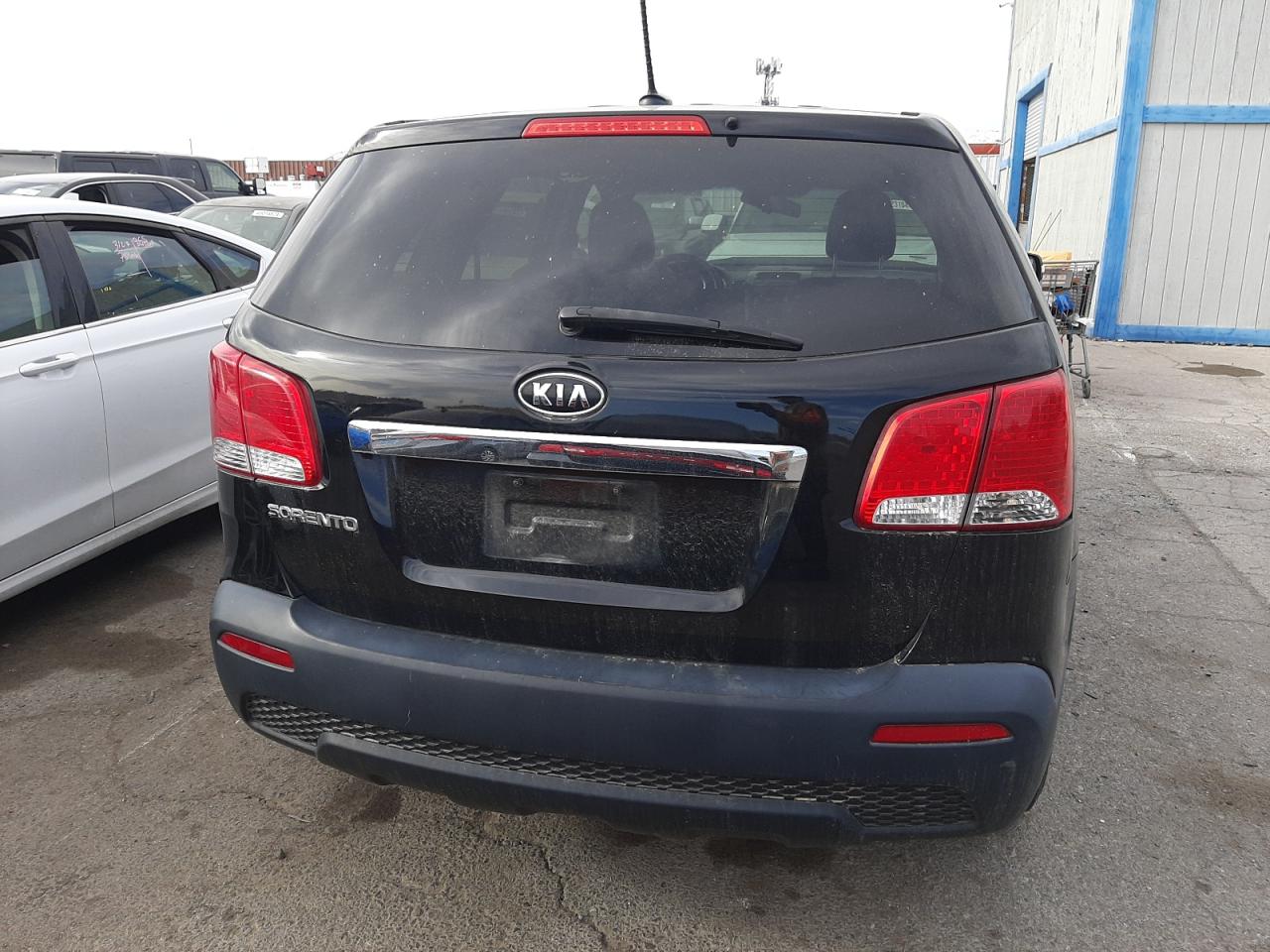 Photo 5 VIN: 5XYKT3A18DG371013 - KIA SORENTO 