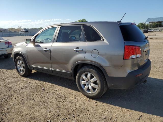 Photo 1 VIN: 5XYKT3A18DG413941 - KIA SORENTO LX 