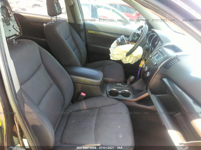 Photo 4 VIN: 5XYKT3A19BG112799 - KIA SORENTO 