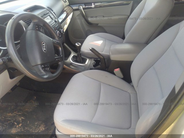 Photo 4 VIN: 5XYKT3A19BG149237 - KIA SORENTO 