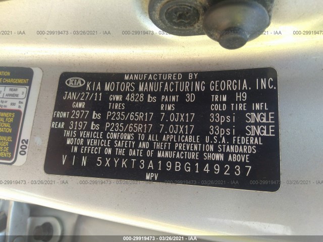 Photo 8 VIN: 5XYKT3A19BG149237 - KIA SORENTO 