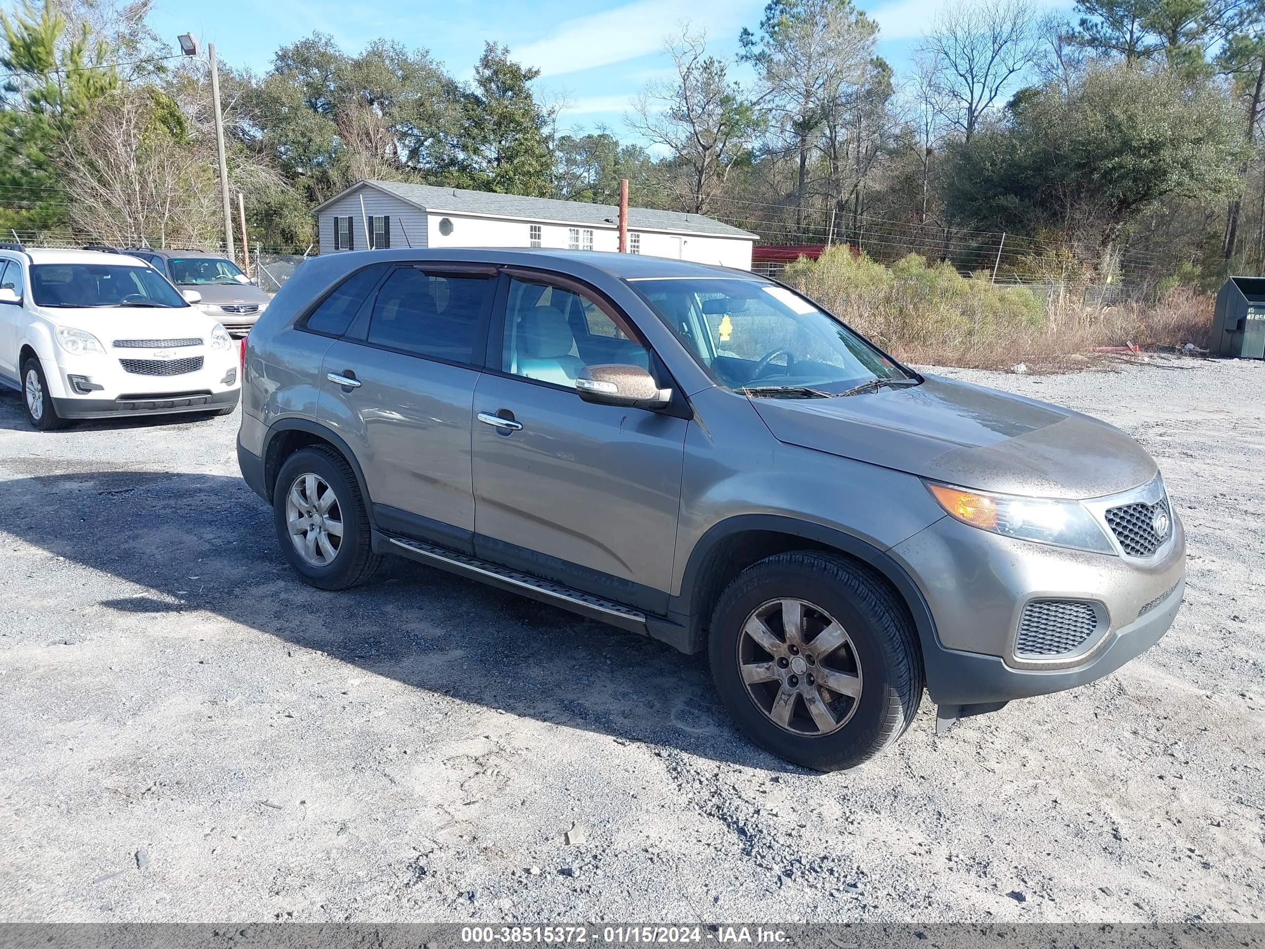 Photo 0 VIN: 5XYKT3A19BG154261 - KIA SORENTO 