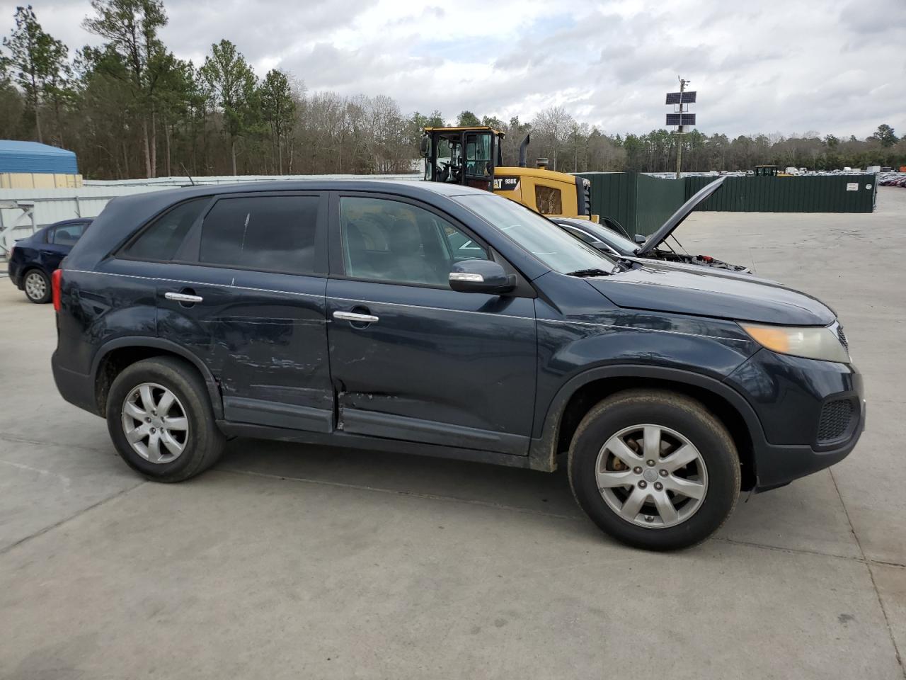 Photo 3 VIN: 5XYKT3A19CG246505 - KIA SORENTO 