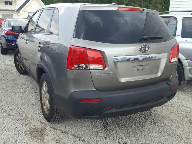 Photo 2 VIN: 5XYKT3A19DG312391 - KIA SORENTO 